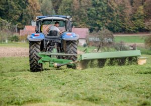 Kaszálással összefüggő követelmények az időpontokon túl mezőgazdasági szaktanácsadás a gazdagrow-tól a közösségi médiában