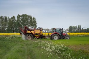 Mezőgazdasági INPUT anyag – vetőmag, termésnövelők, növényvédőszerek - beszerzésének és kijuttatásának szempontjai az agrár alap rendeletek, felhívások előírásainak figyelembevételével (ÖKO 2024, AKG 2024, Termeléshez kötött közvetlen támogatások, AÖP rendelet, EK rendelet, Feltételesség rendelet, Nitrát rendelet)